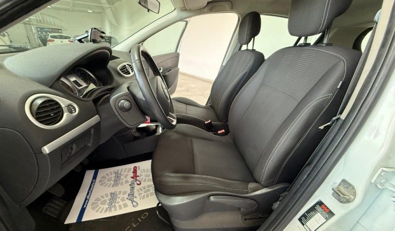 RENAULT Clio pieno
