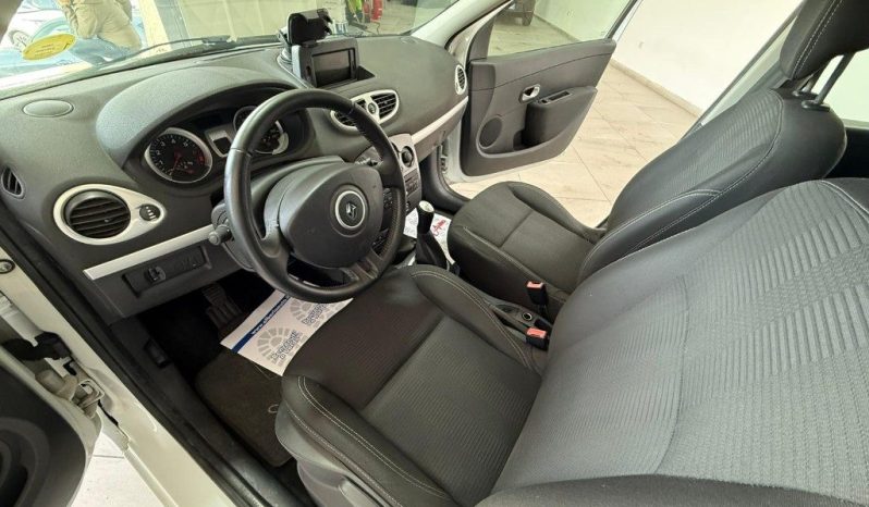 RENAULT Clio pieno