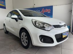 KIA Rio pieno