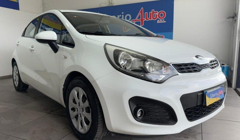 KIA Rio pieno
