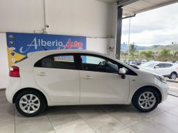 KIA Rio pieno