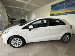 KIA Rio pieno