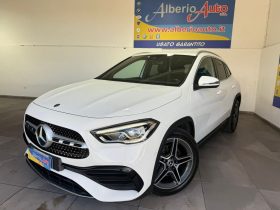 MERCEDES-BENZ GLA 180