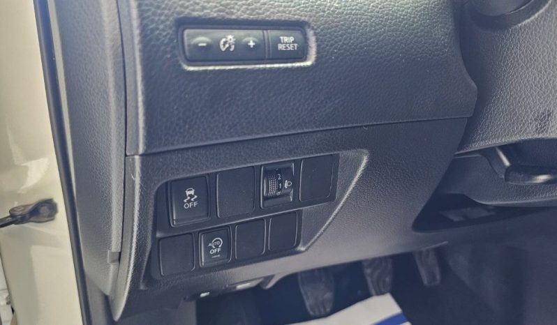 NISSAN Qashqai pieno