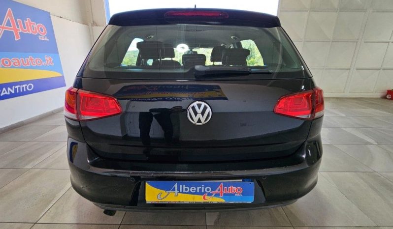 VOLKSWAGEN Golf pieno