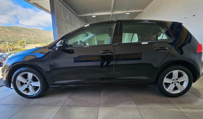 VOLKSWAGEN Golf pieno
