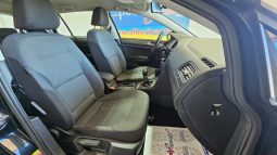 VOLKSWAGEN Golf pieno