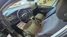 VOLKSWAGEN Golf pieno