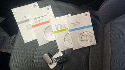 VOLKSWAGEN Golf pieno