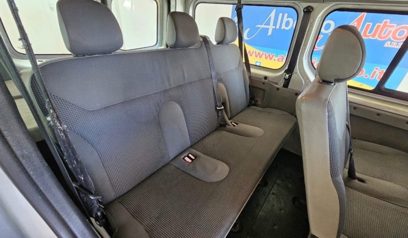 OPEL Vivaro pieno