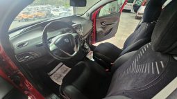 LANCIA Ypsilon pieno