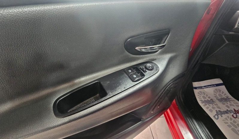 LANCIA Ypsilon pieno