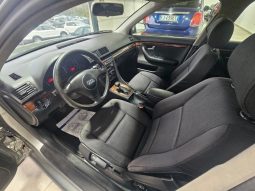 AUDI A4 pieno
