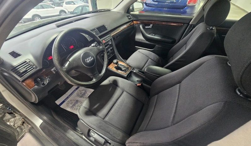 AUDI A4 pieno