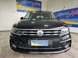 VOLKSWAGEN Tiguan pieno