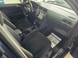 VOLKSWAGEN Tiguan pieno