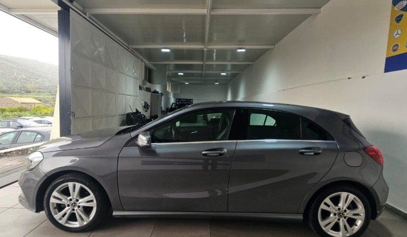 MERCEDES-BENZ A 180 pieno