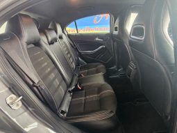 MERCEDES-BENZ A 180 pieno