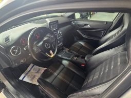 MERCEDES-BENZ A 180 pieno