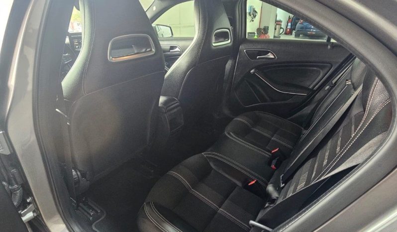 MERCEDES-BENZ A 180 pieno