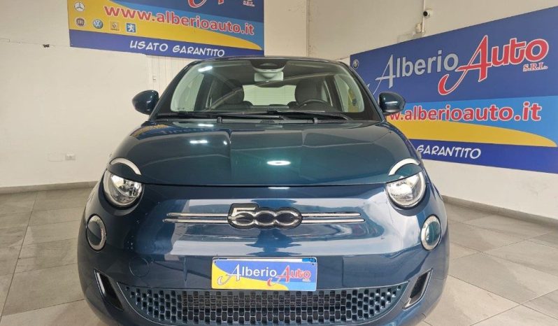 FIAT 500e pieno
