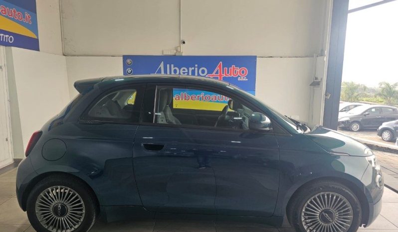 FIAT 500e pieno