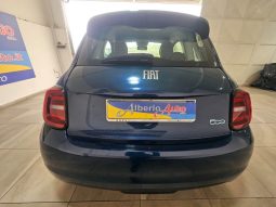 FIAT 500e pieno