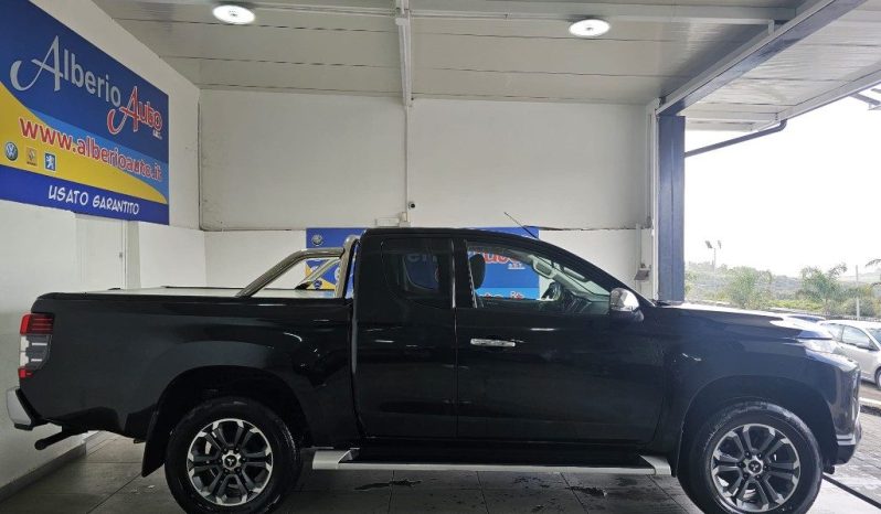 MITSUBISHI L200 pieno