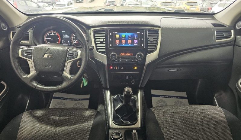 MITSUBISHI L200 pieno