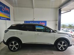 PEUGEOT 3008 pieno