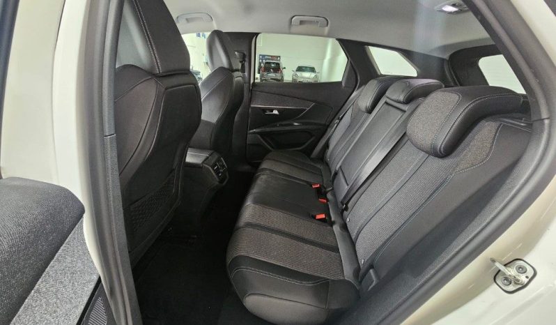 PEUGEOT 3008 pieno