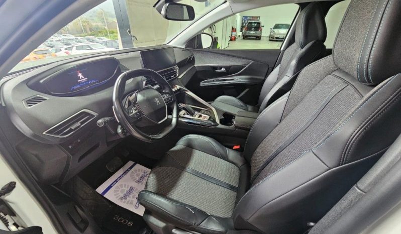 PEUGEOT 3008 pieno