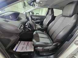 PEUGEOT 3008 pieno