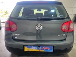VOLKSWAGEN Golf pieno