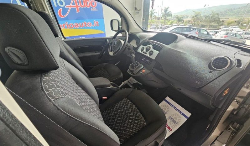 RENAULT Kangoo pieno