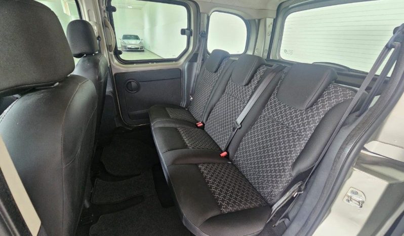 RENAULT Kangoo pieno