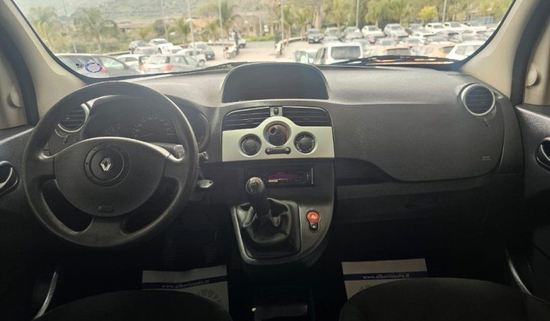 RENAULT Kangoo pieno