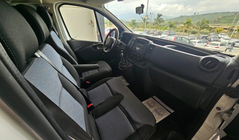 OPEL Vivaro pieno