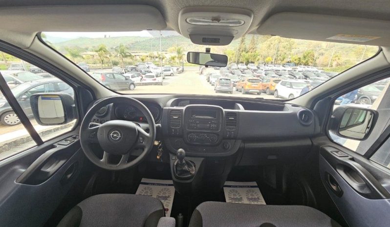 OPEL Vivaro pieno