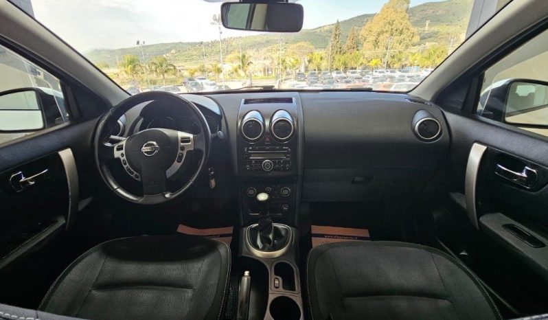 NISSAN Qashqai pieno