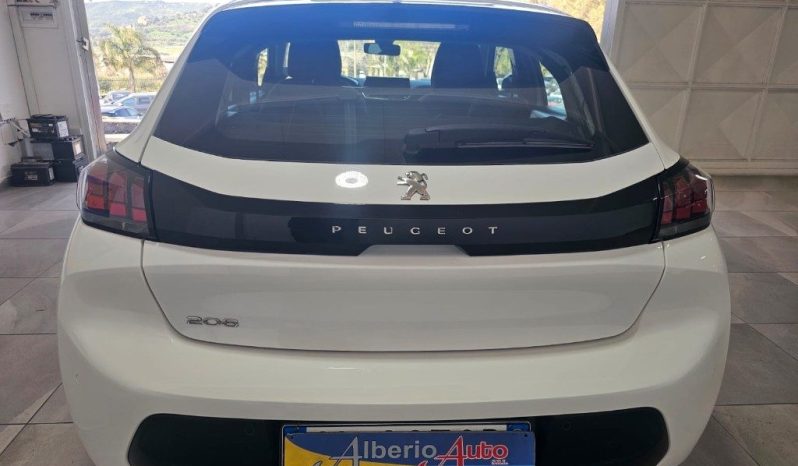 PEUGEOT 208 pieno