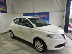 LANCIA Ypsilon pieno