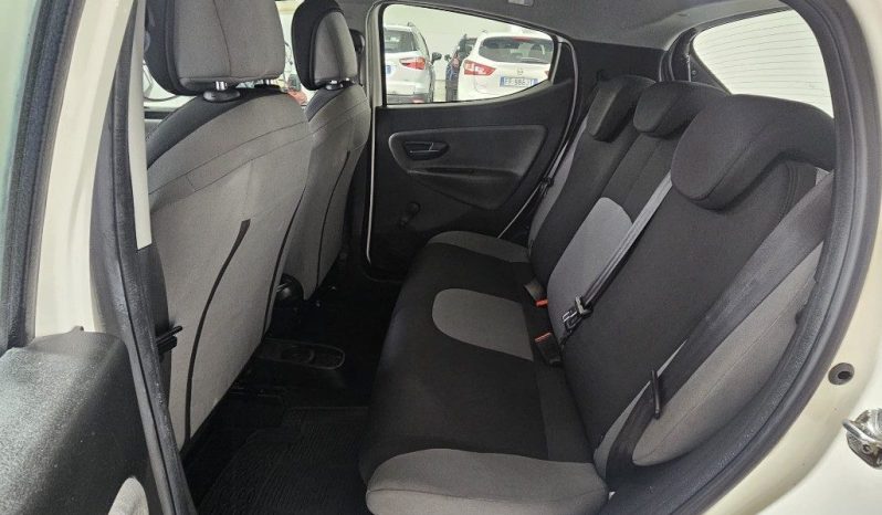 LANCIA Ypsilon pieno