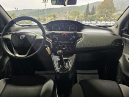 LANCIA Ypsilon pieno