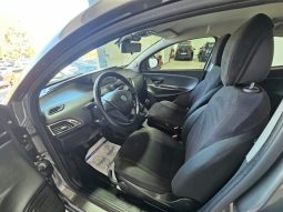 LANCIA Ypsilon pieno