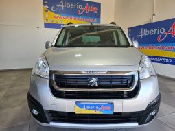 PEUGEOT Partner pieno