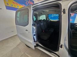 PEUGEOT Partner pieno