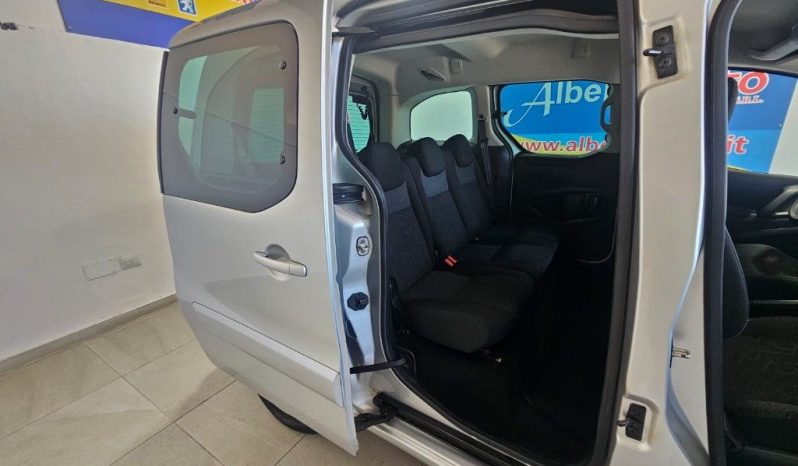 PEUGEOT Partner pieno