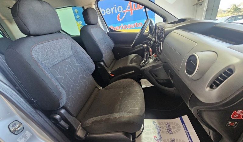 PEUGEOT Partner pieno