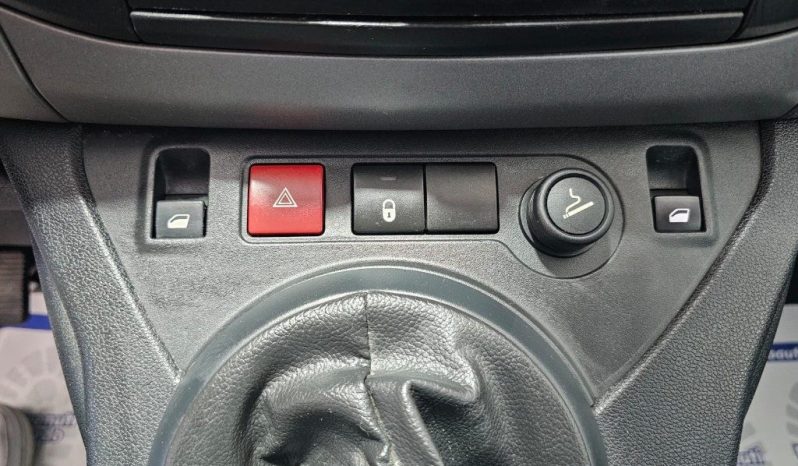 PEUGEOT Partner pieno